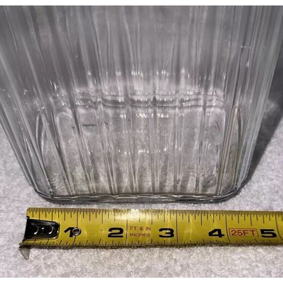 Luminarc Ribbed Glass Water Juice Refrigerator Pitcher W/ Handle & Lid - Picture 4 of 6